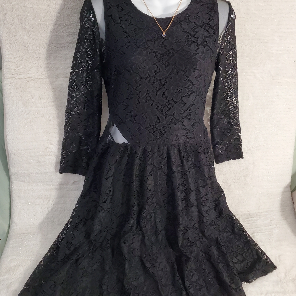 Christian Siriano Black Lace Long Sleeve Dress